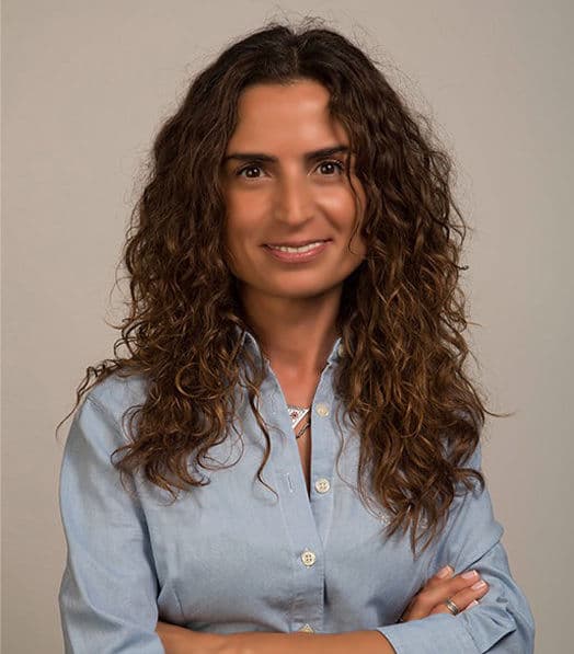 Ebru_Kalemci